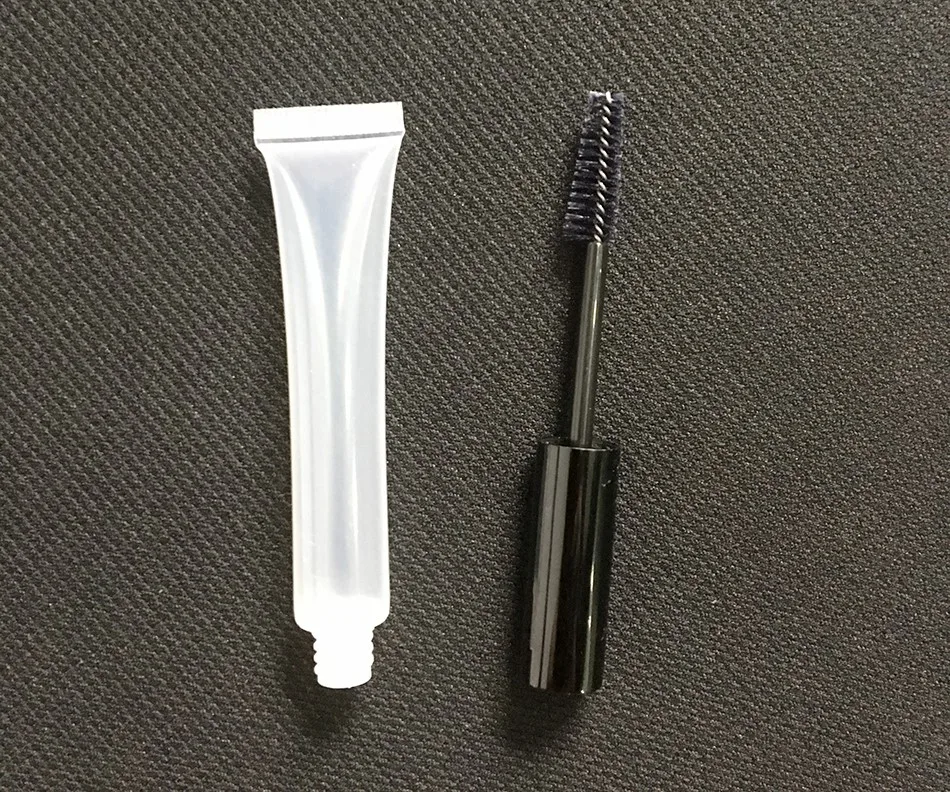 china supplier 10-30ml soft make up mascara tube container