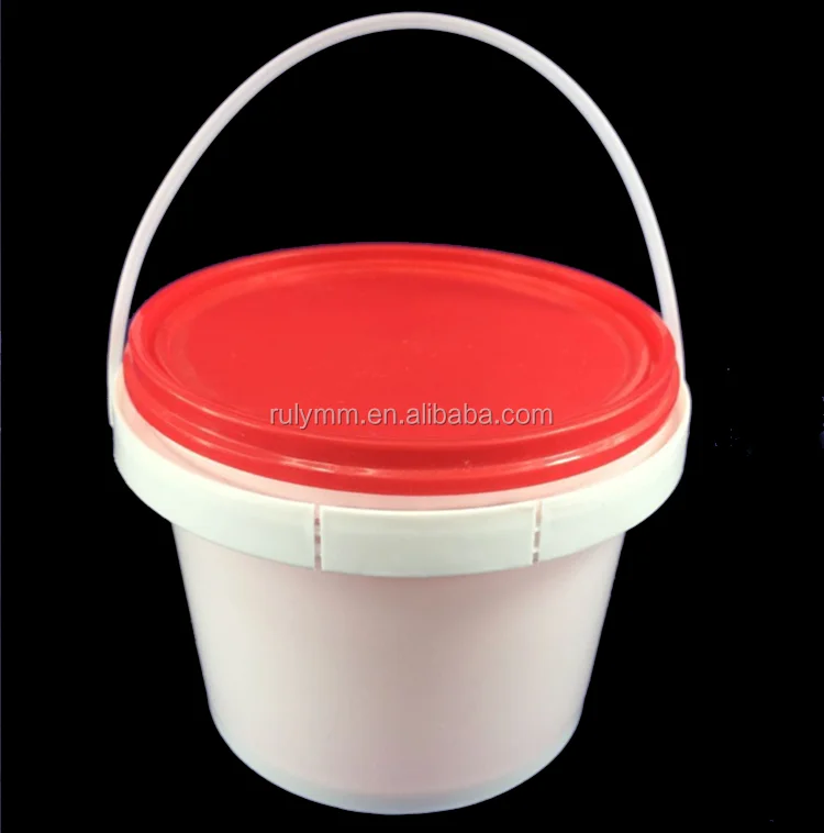 circular plastic tub