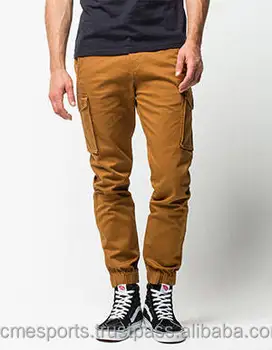 khaki jogger pants outfit