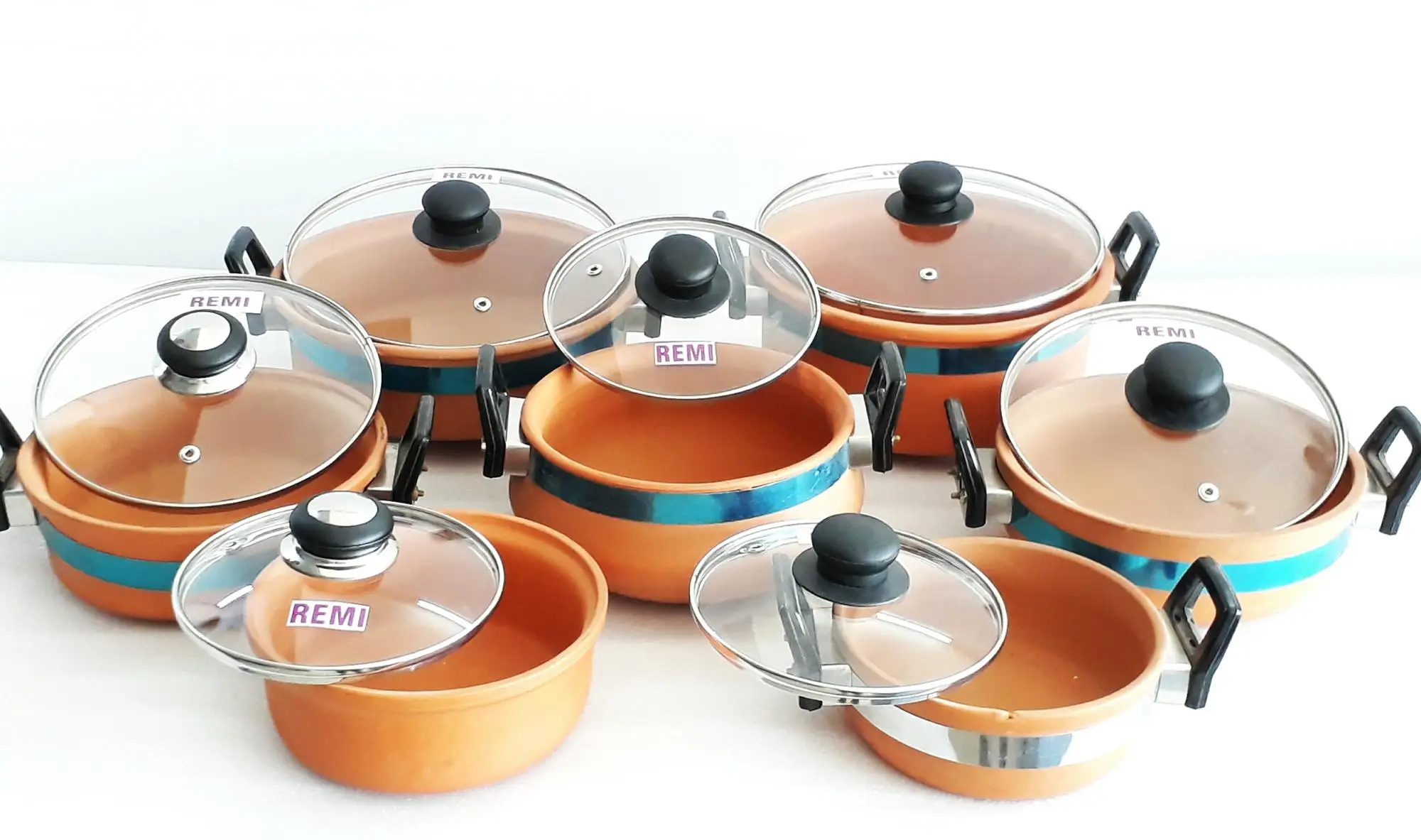 Eco Friendly Indian Cookware Earthen Tableware Fine Finishing Enamel