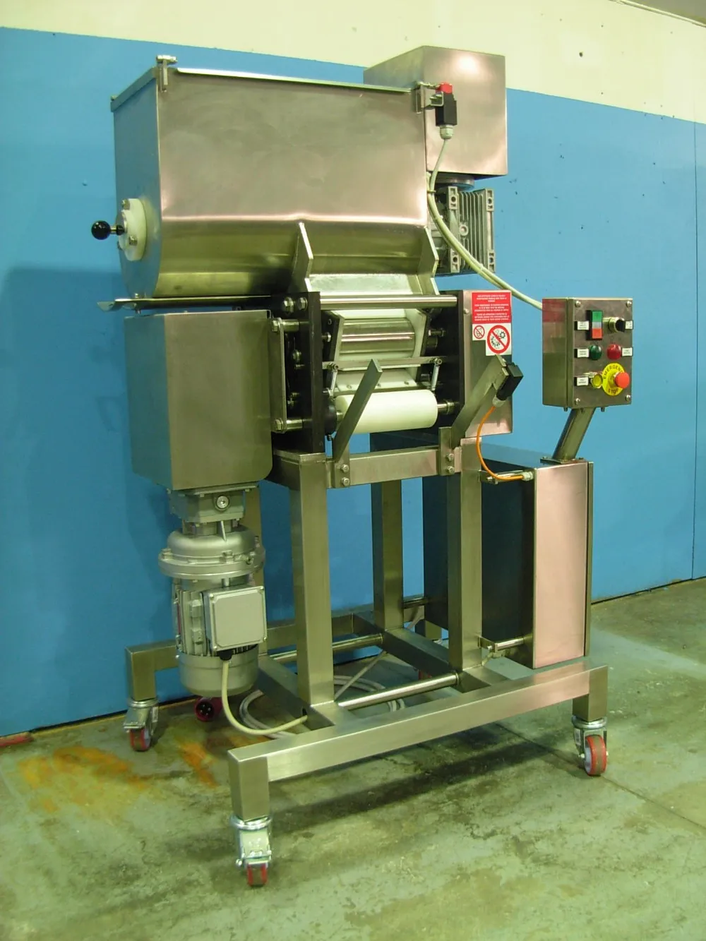 automatic cutter pasta machine fresh pasta production- made in