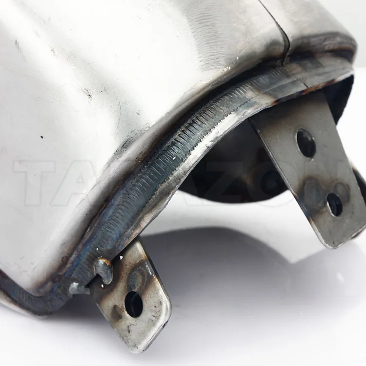 02Retro BikeFuel tank.jpg
