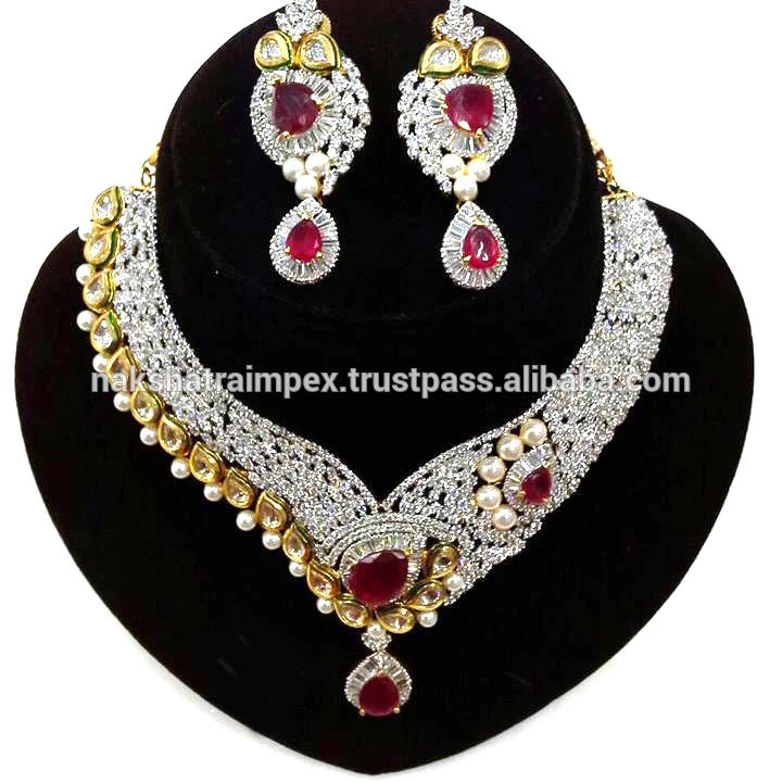 Finekraft Meena Kundan Parure de Bijoux en Forme de C/œur avec Collier en Or