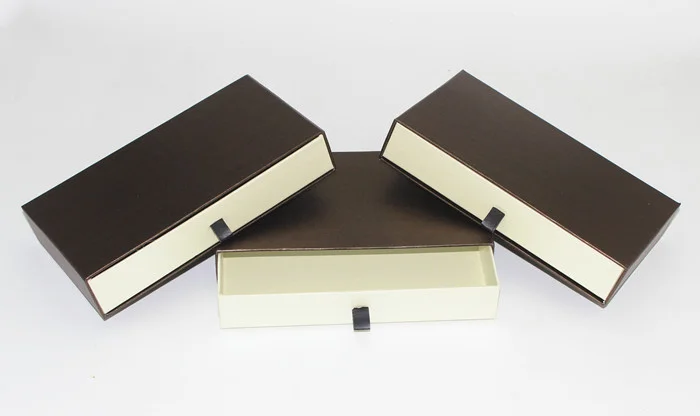 cardboard box (12).png