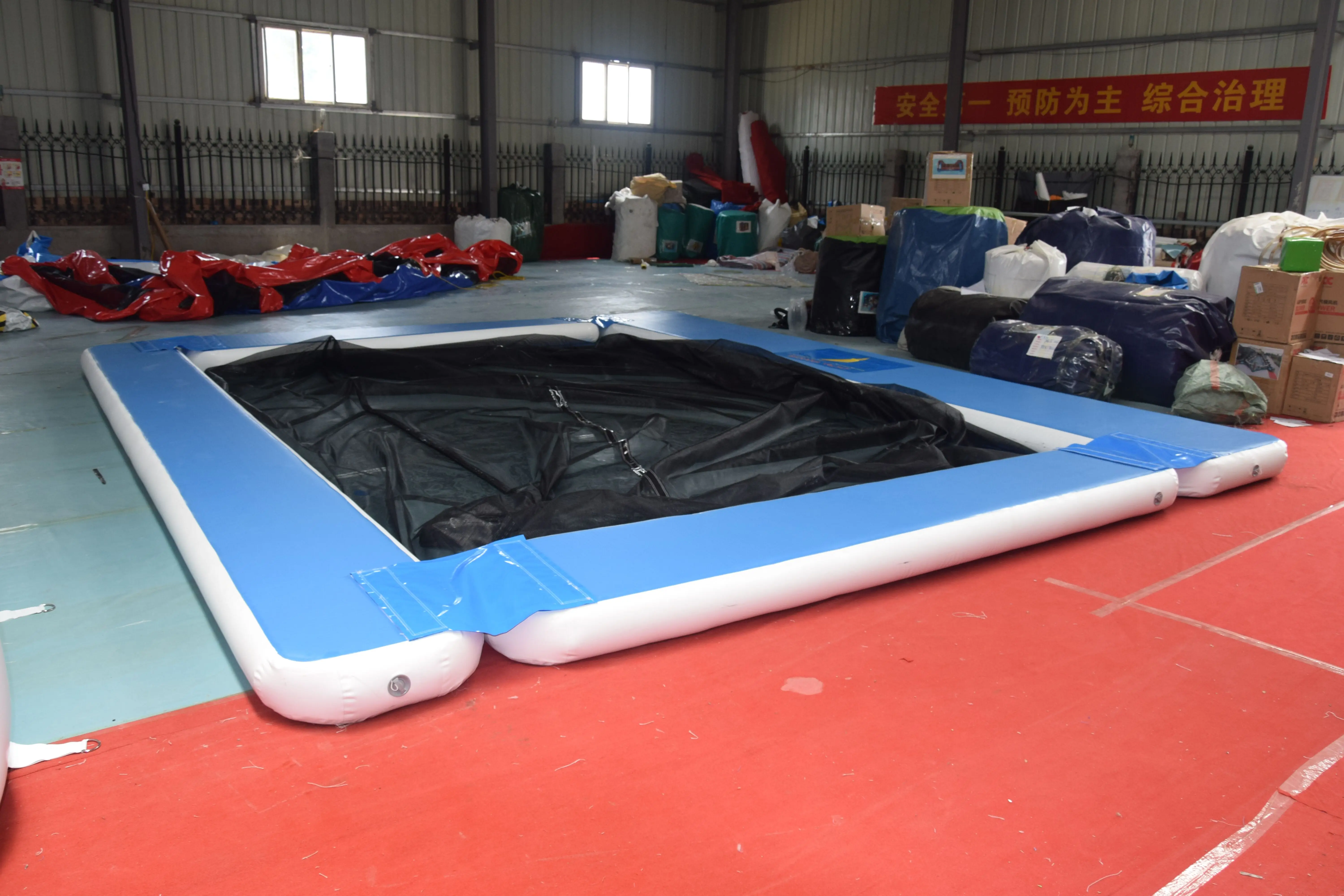 inflatable swimming pool