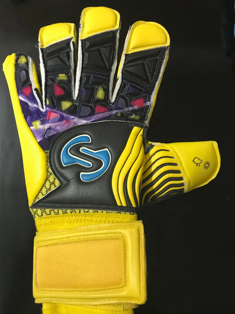 Professional Goalkeeper Gloves In New Design Sports Goods Goal Keeper Gloves Sublimation