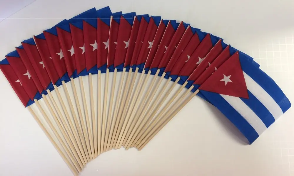 Made in The USA!! Pack of 24 Cotton Cuba 4"x6" Miniature Desk & Little Table Flags, 2 Dozen 4x6 Cuban Small Mini Stick Flags