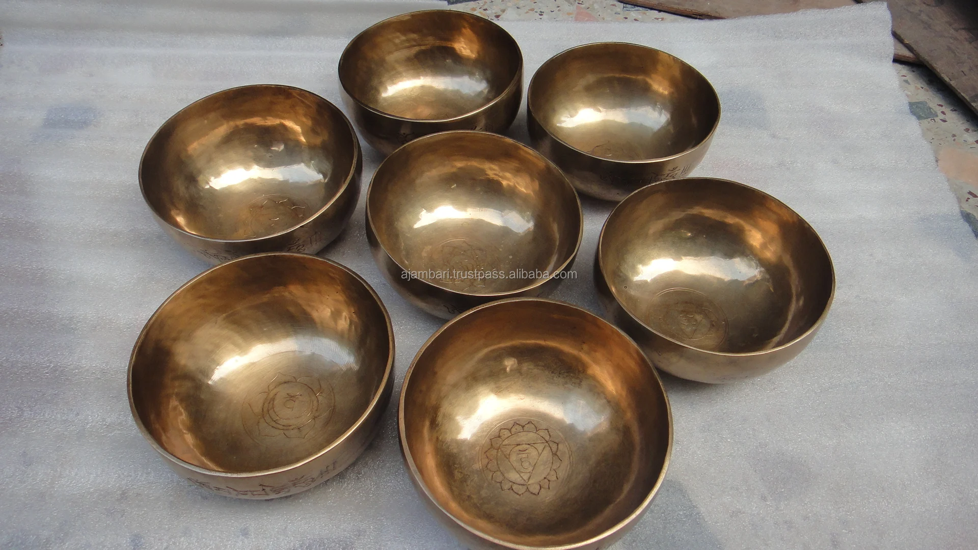 Gift Sets Singing Bowls Manufacture In Nepal Buy Nepal Handicraft