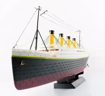 titanic de juguete a control remoto