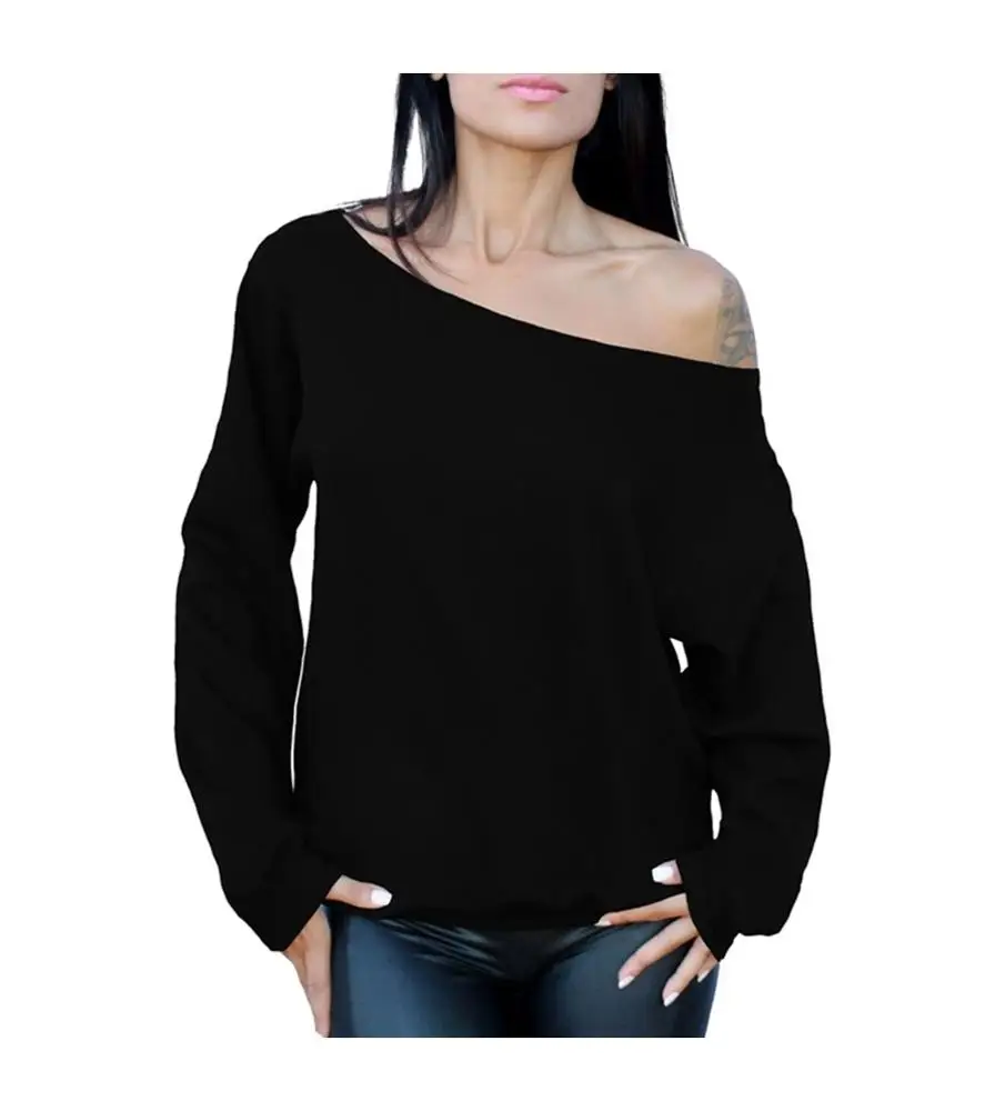oversized slouchy sweatshirt