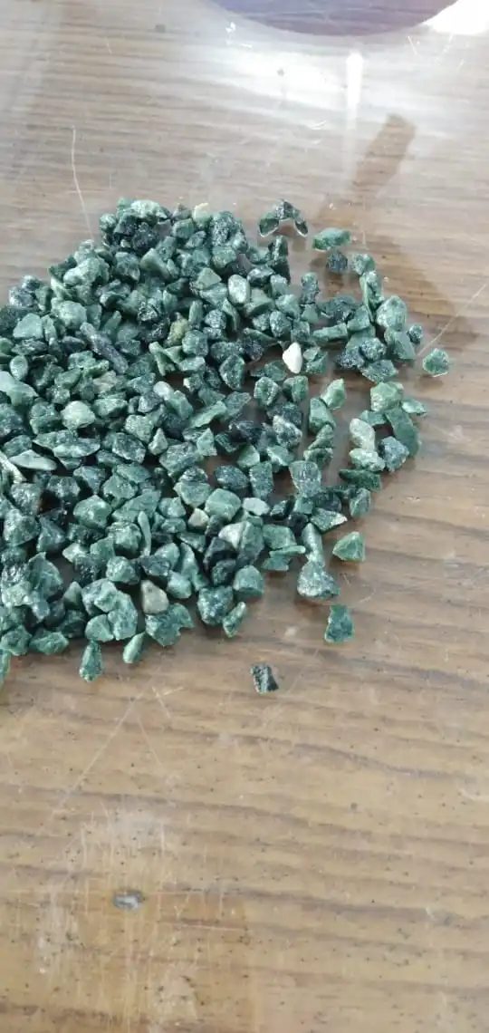 26 green chips