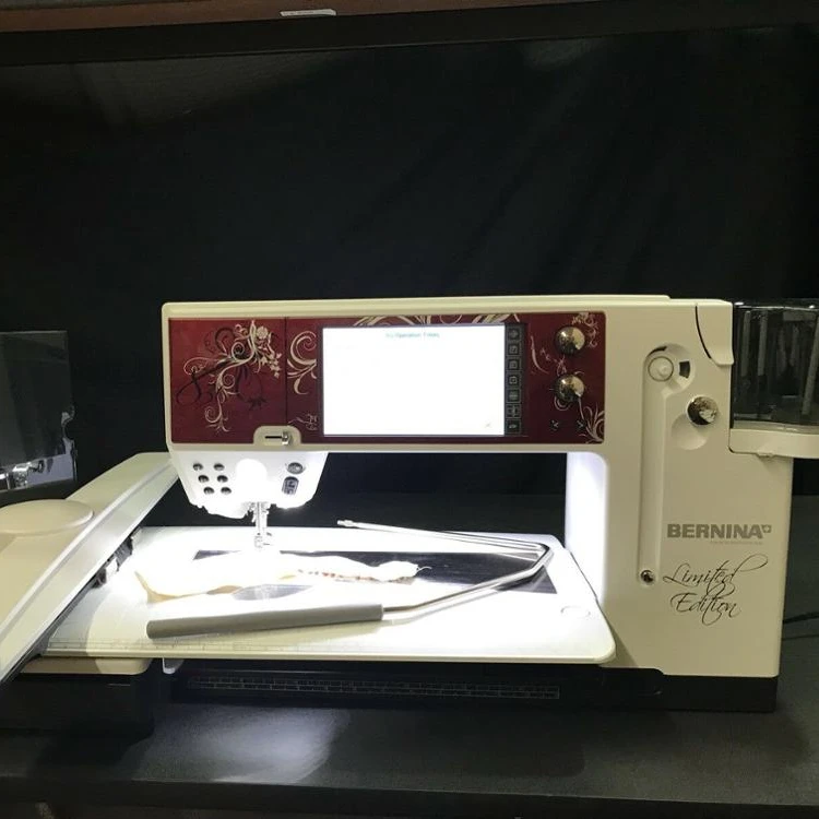 Flat Hemmer Foot Bernina OLD STYLE 730 830 930 1010 1011 530,540,700,940,900
