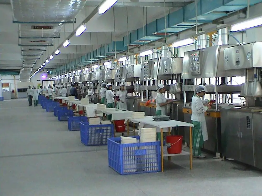 纸制品制作机械/木质纤维餐盒机/餐具制作机