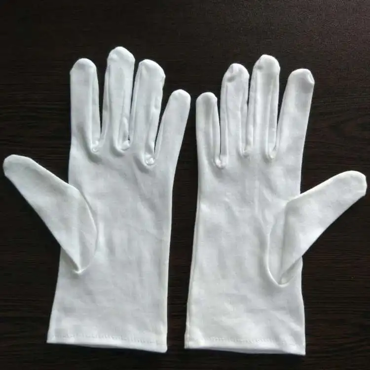gloves with logo.jpg
