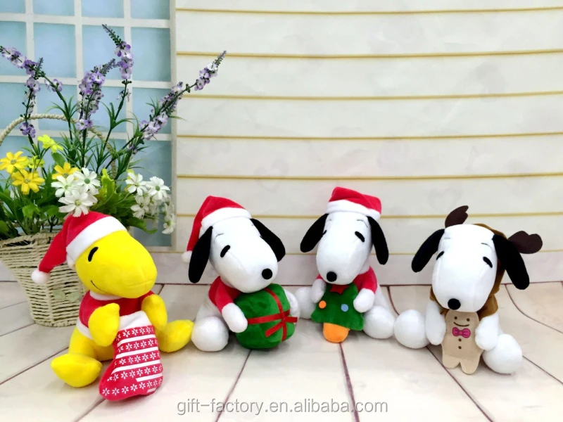 plush christmas snoopy