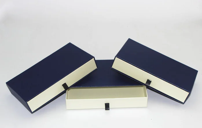 cardboard box (14).png