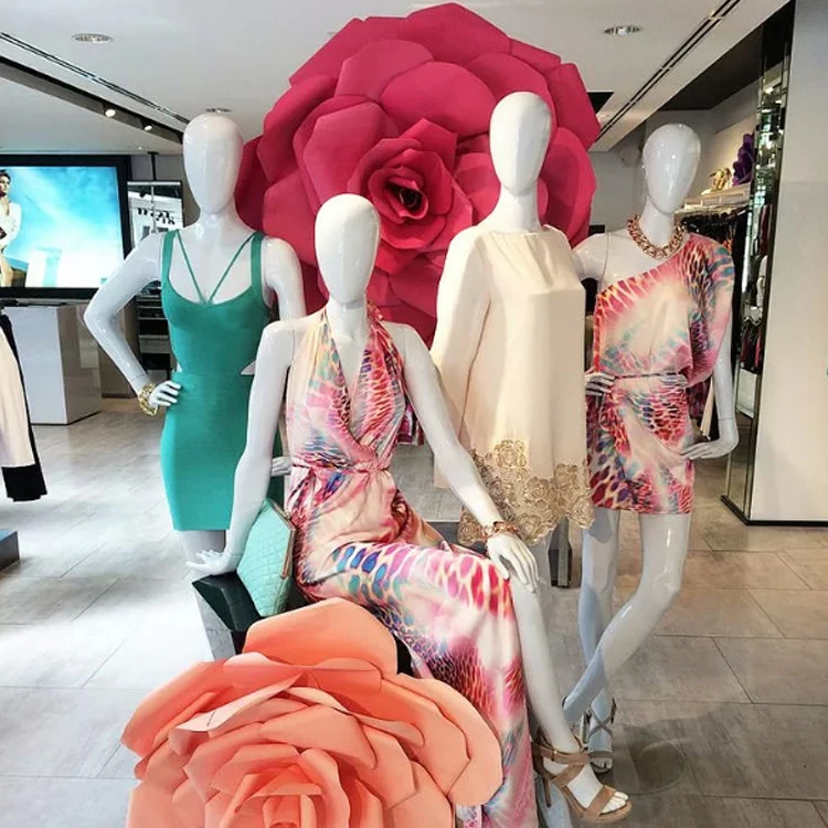 Retail Famous Brand Display Props Products Visual Merchandising Display