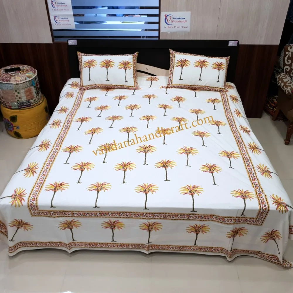Designer New Couple Bedsheet For Husband Wife With 2 Pillow Covers
