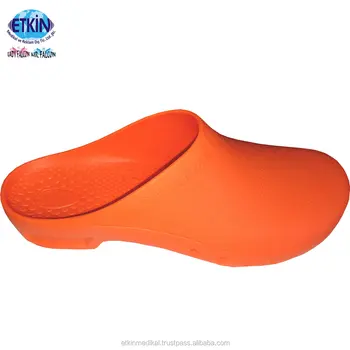 clogs non slip