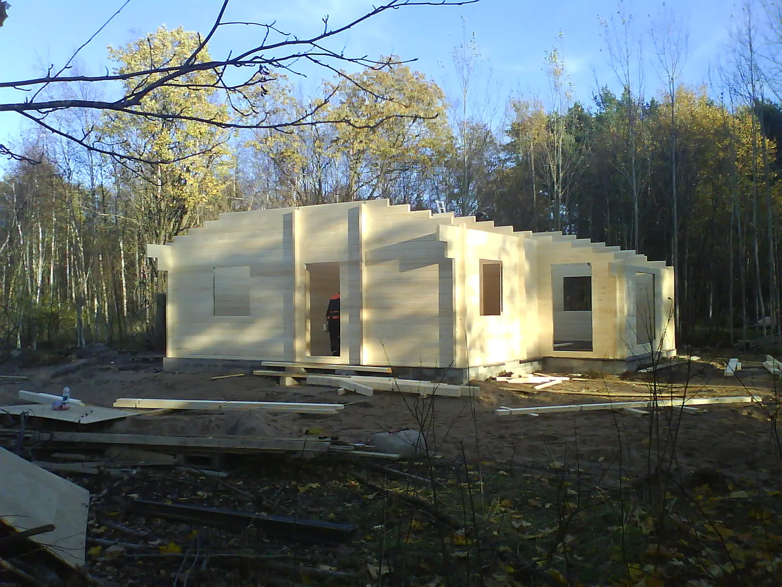 log house build.JPG