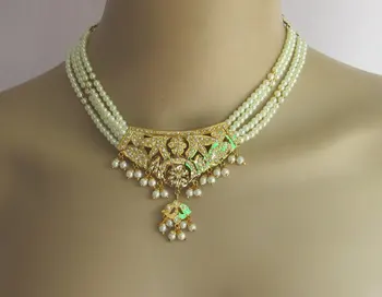 moti necklace gold