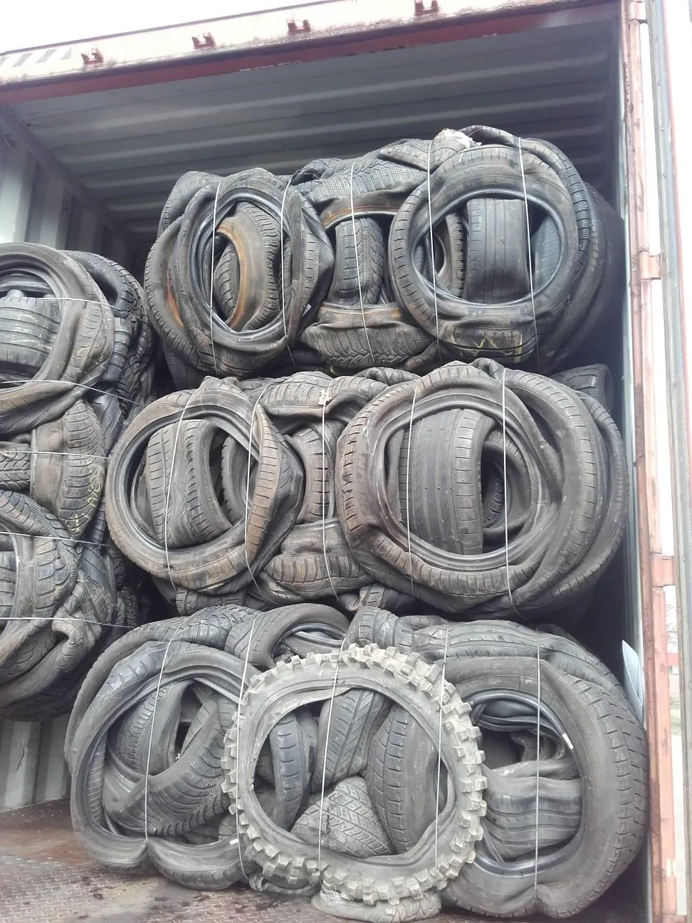 Used Tires 205/5516,All Sizes Available,High Quality,Low Prices Buy