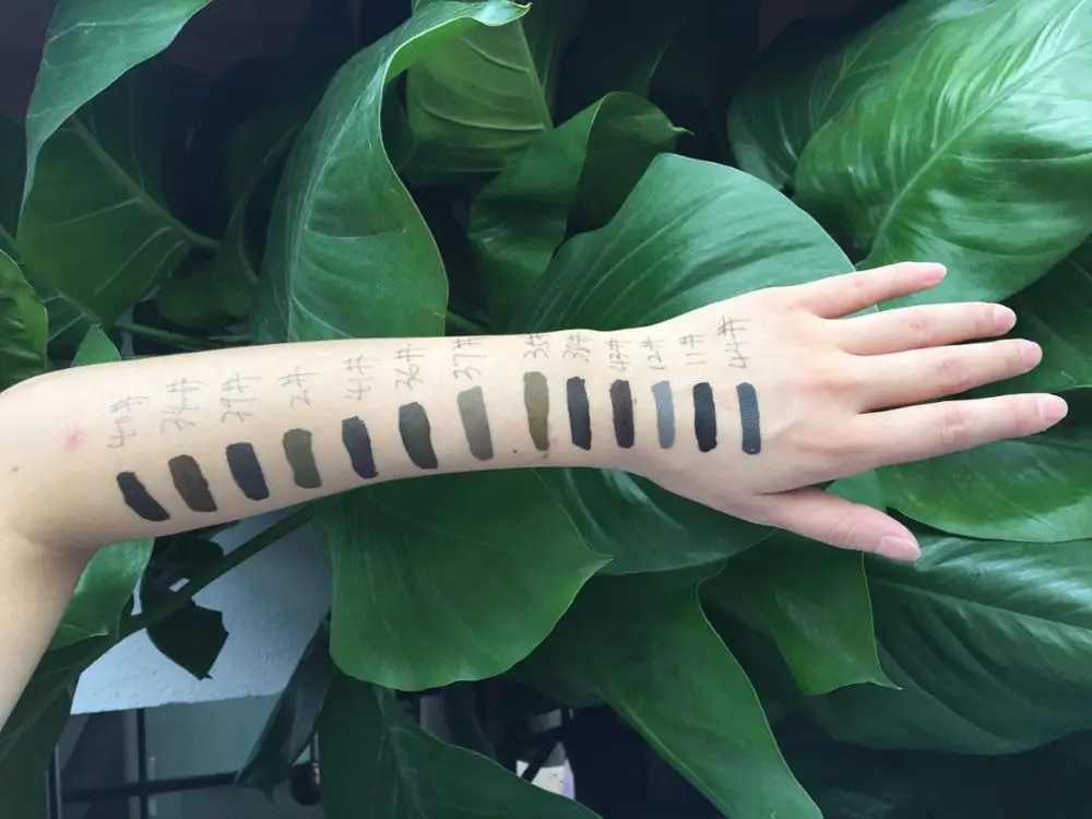 China Suppliers Cute Small Size Semi Permanent Eyebrow Ink Microblading Natural Tattoo Pigment