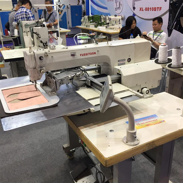 Computerized lockstitch logo pattern sewing machine