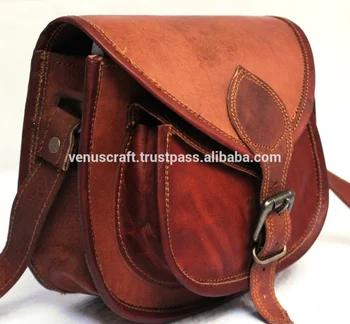 leather sling pack