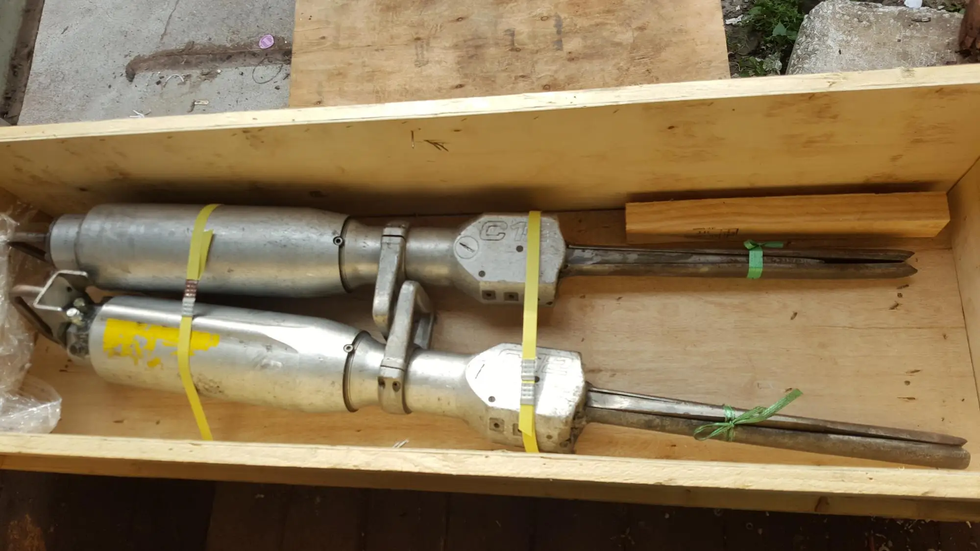 hydraulic splitter wedge