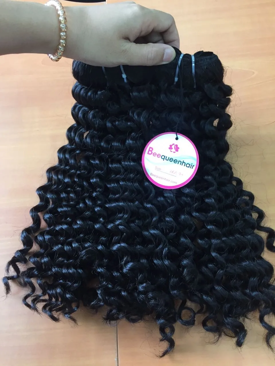 Machine Weft Bundles Loose Curly Raw Vietnamese Human Hair One Donor