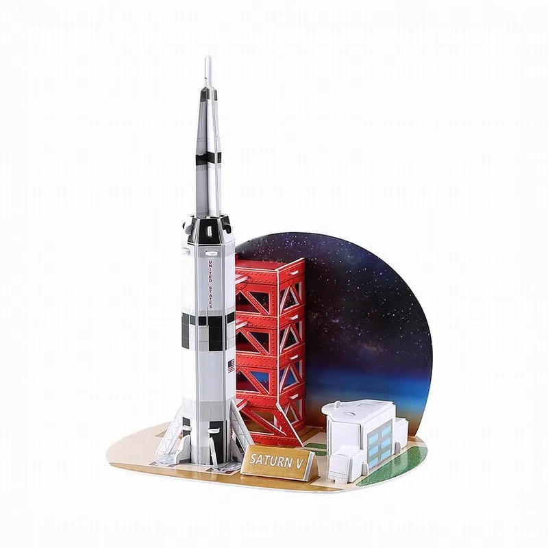 toy saturn v