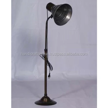 Vintage Iron Metal Floor Stand Lamp Vintage Iron Metal Floor Stand Lamp
