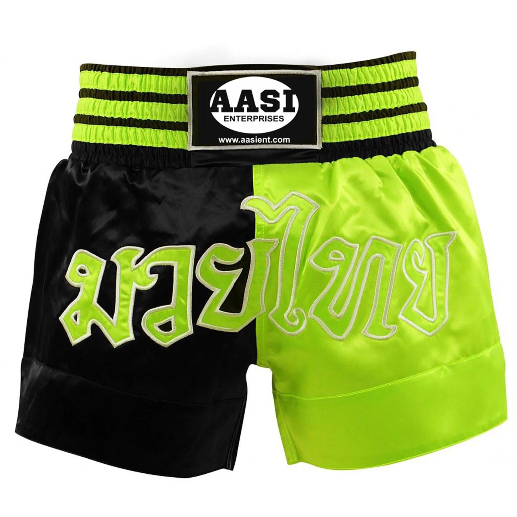 Тайские шорты adidas. Adidas Muay Thai. Шорты для Муай Тай adidas half-half. Шорты для кикбоксинга детские.