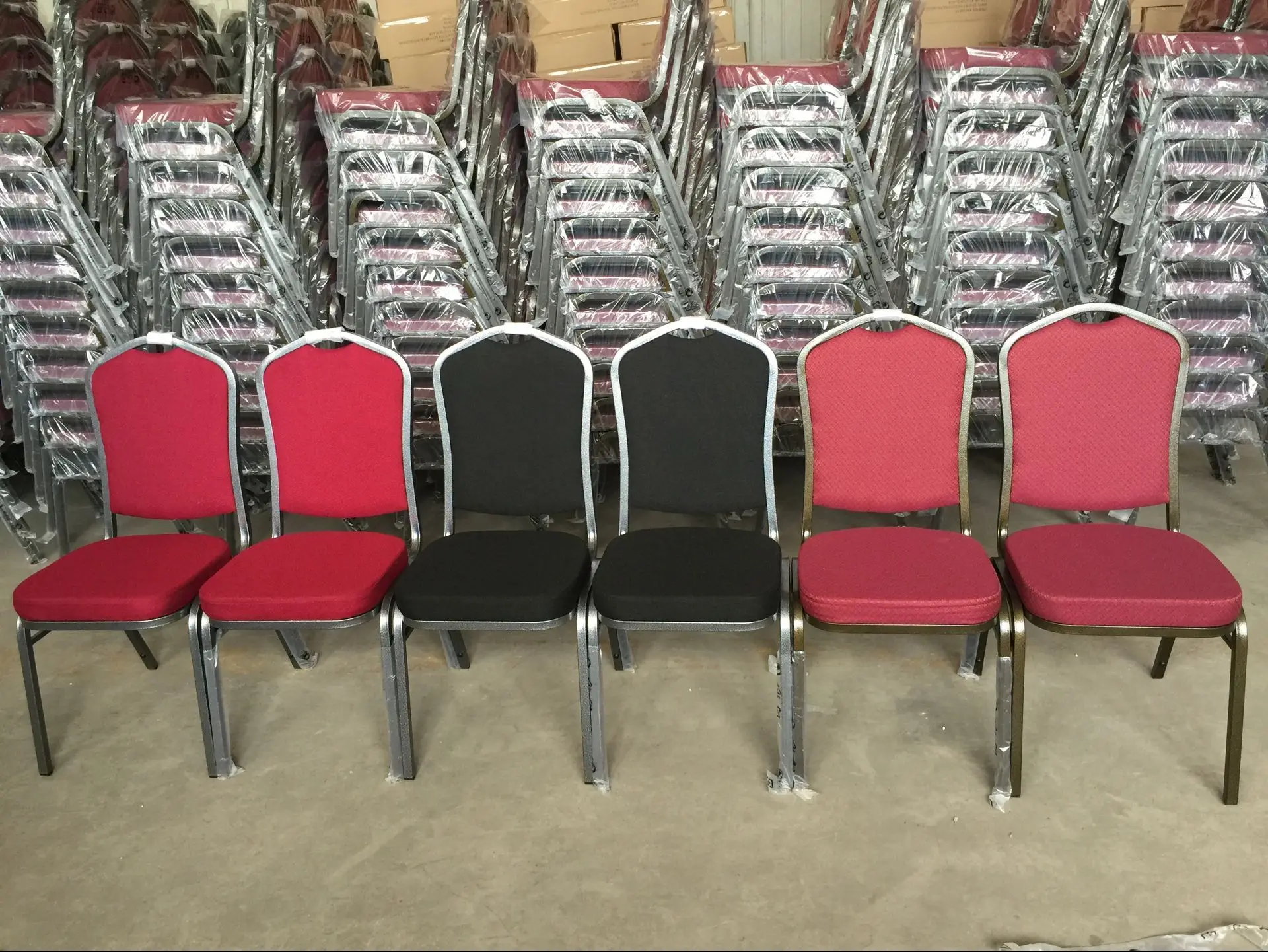 стулья штабелируемые для конференц залов