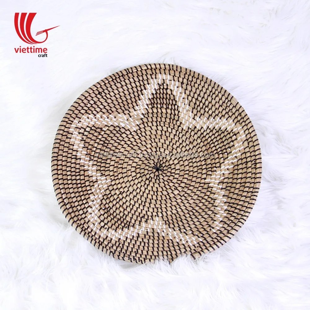 Petal Pattern Straw Placemat/ Green Border Woven Seagrass Placemat