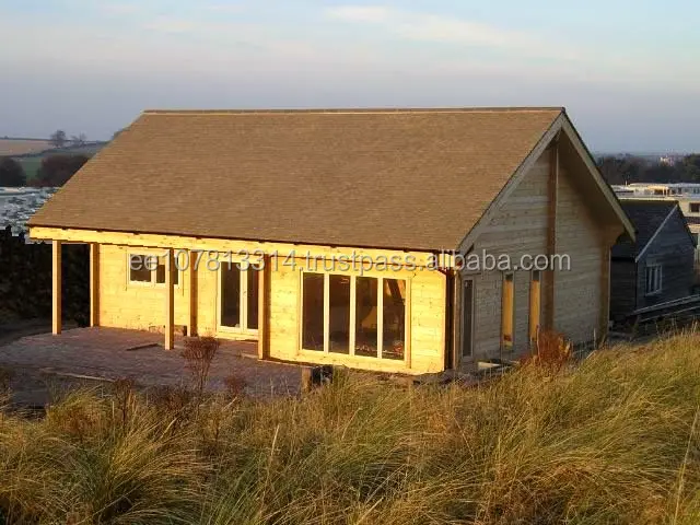 3 bed room log cabin.jpg