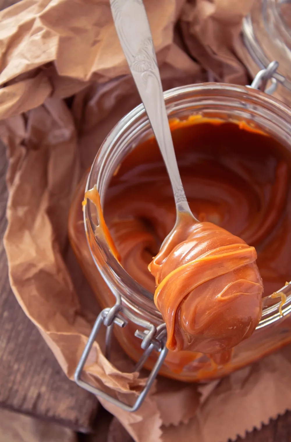 confectionery filling mass with caramel flavour