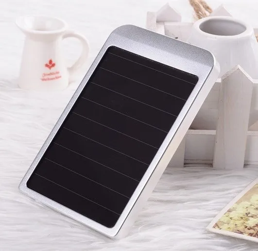 Solar mobile power 2600mAh portable solar charging treasure