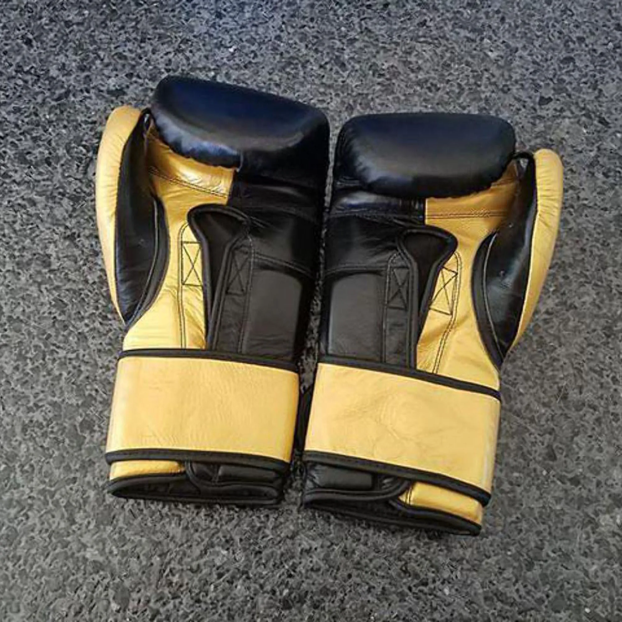 Black Yellow Boxing (1)