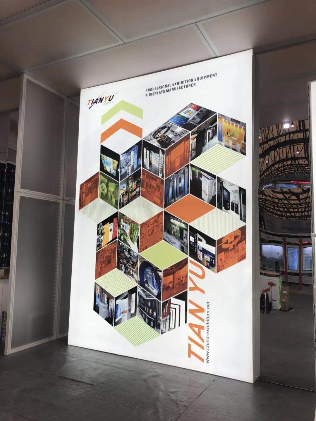 modular display screens manufacturer