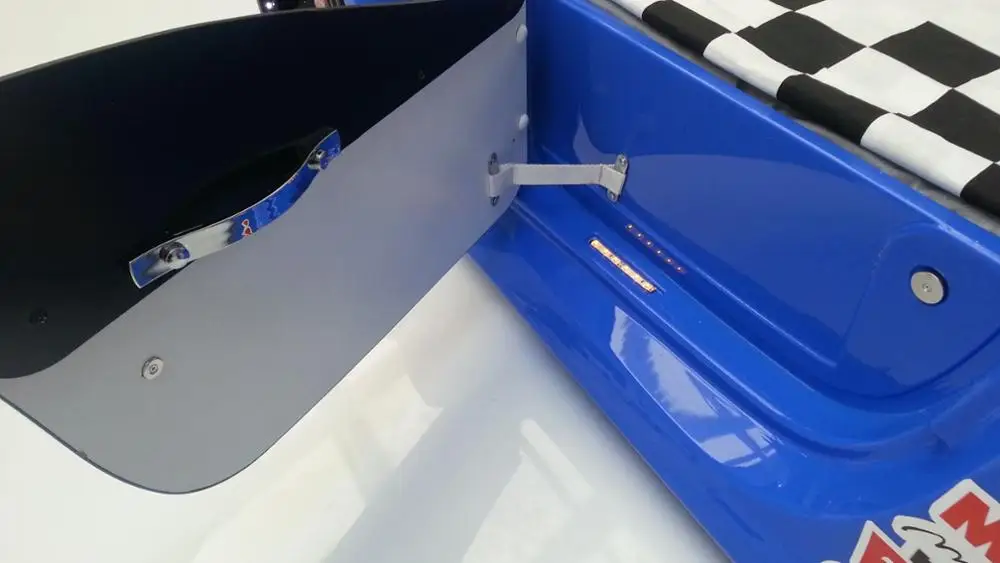 SUPERCARBEDS - GT999 Blue Race Car Bed - Opening doors