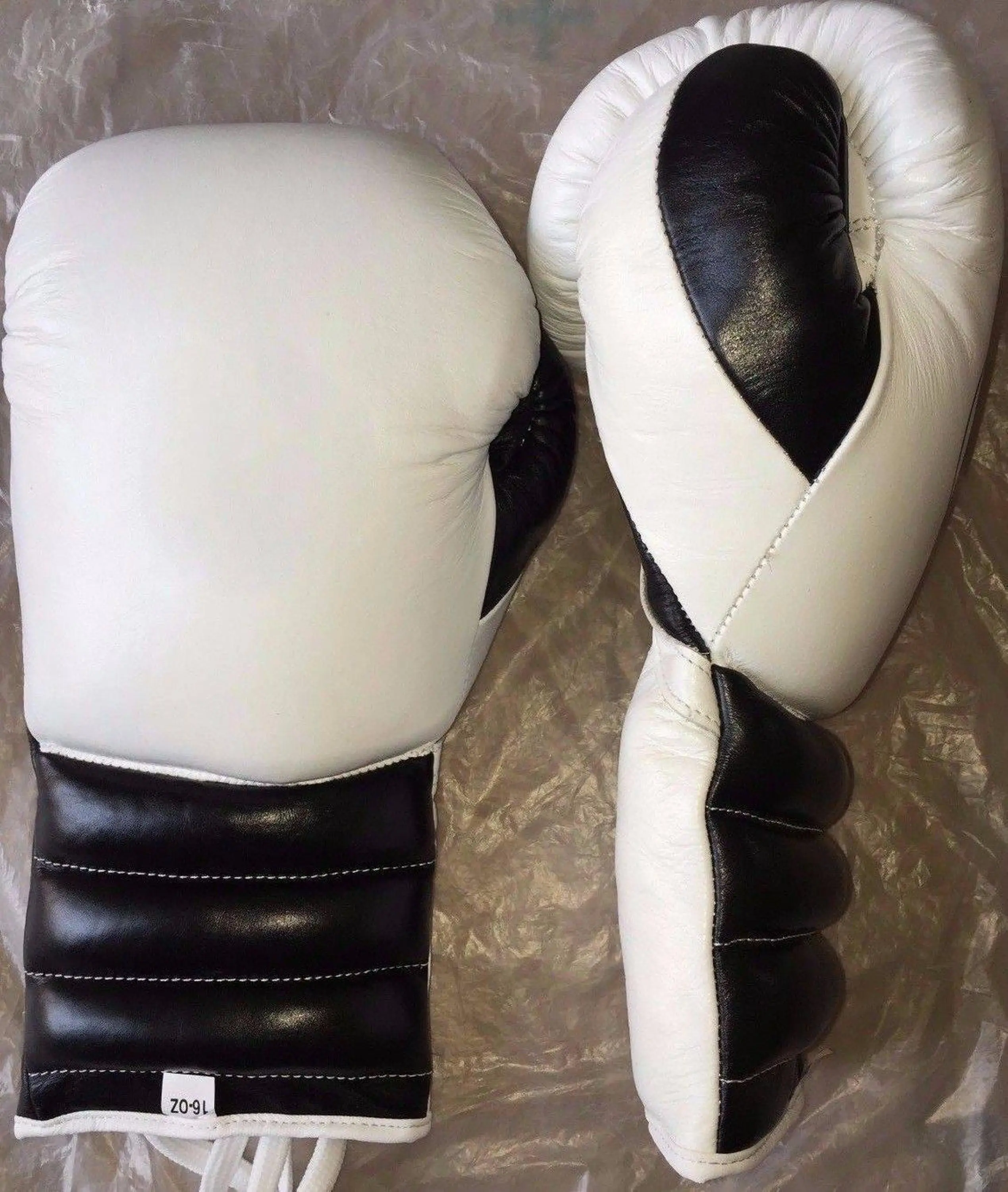 Standard Leather Boxing Gloves In White Women Men Boxing Gloves Mma