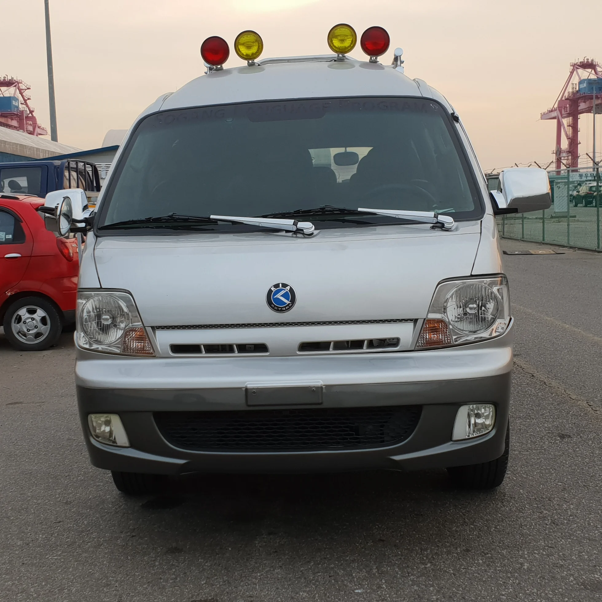 kia bongo 3 van