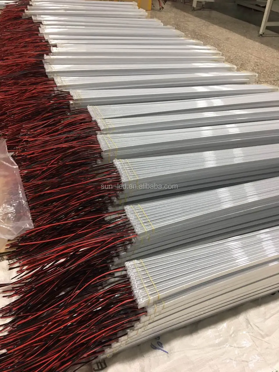 Profile Led Aluminum Extrusion Led Tube Corner Aluminum Led Extrusion Light Bar With Diffuser