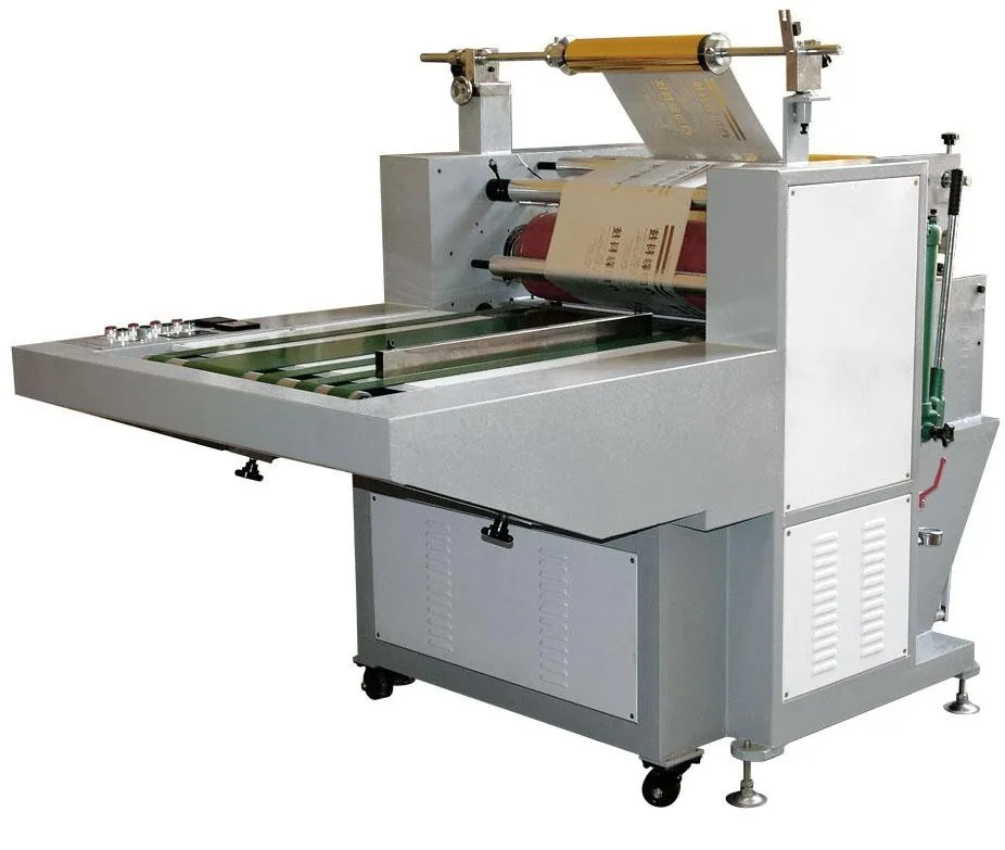 Sync Feeder Width 700mm Embossing Effect Automatic Roll To Roll