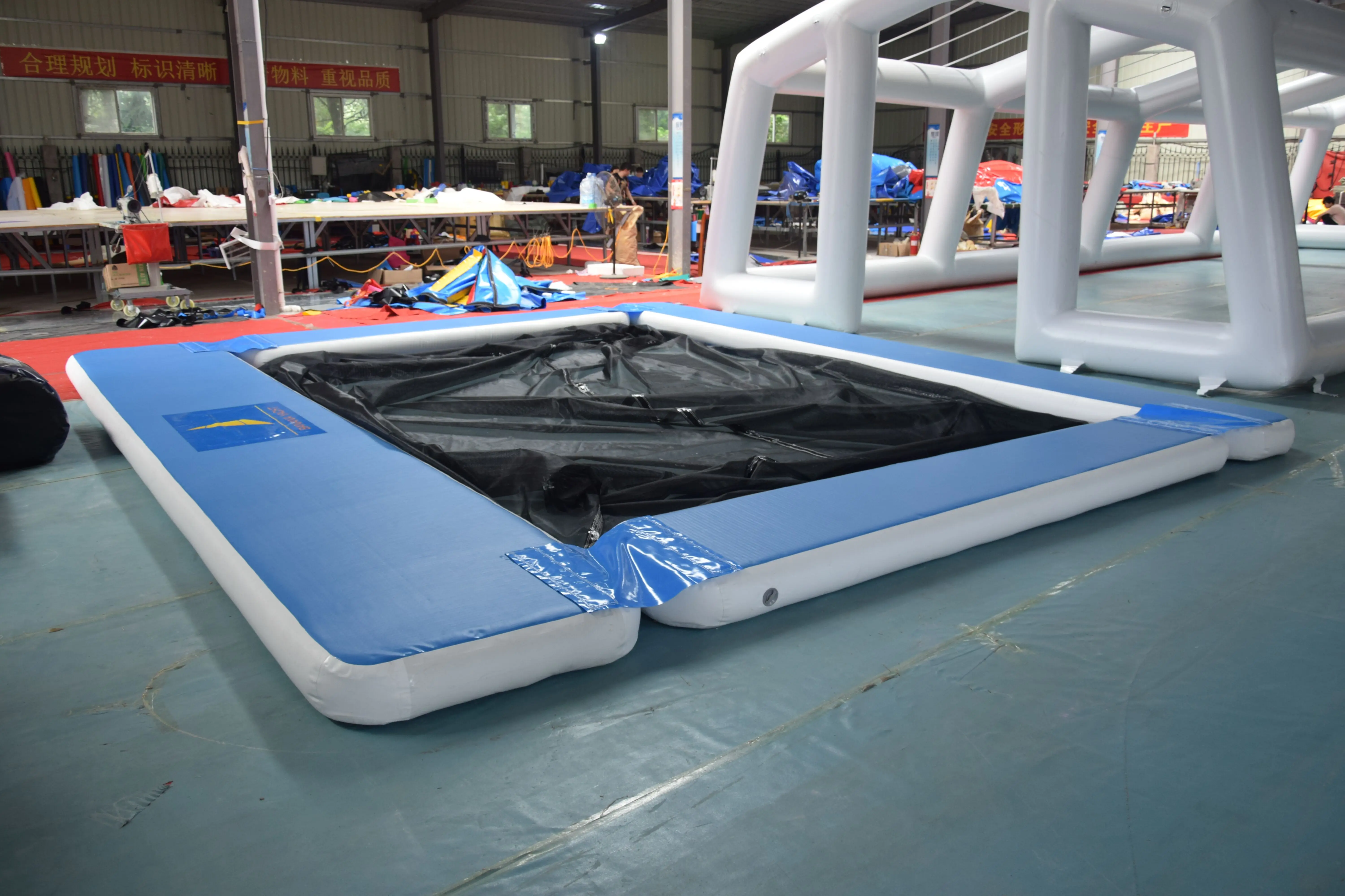 inflatable swimming pool