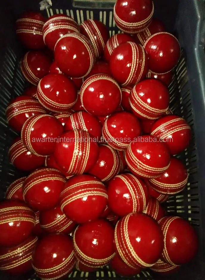 cricket balls 001.jpg
