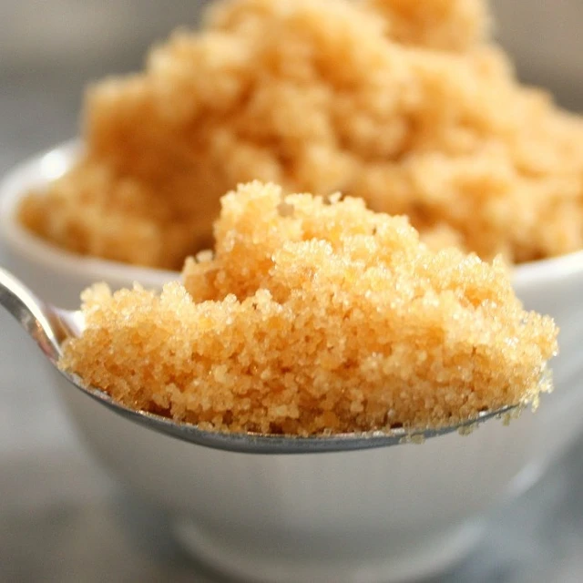 white refined cane sugar