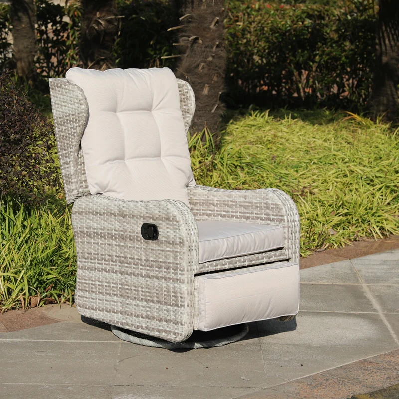 Deluxe High Back Outdoor Garden Wicker Rattan Swivel Chair With